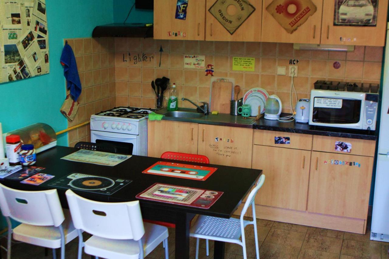 Ruta 80 Hostel Брно Экстерьер фото